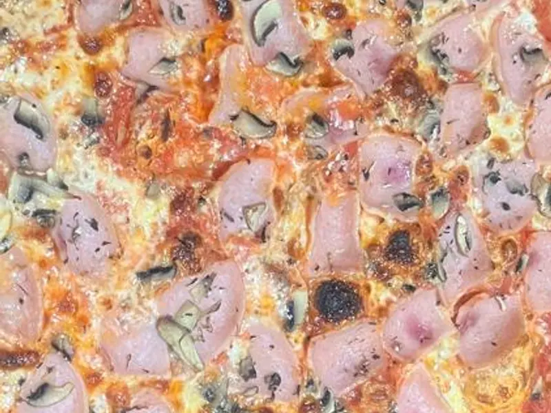 Pizza Jamón y Hongos